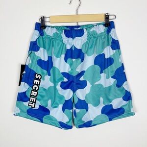 Secret Scientist Shorts Men’s Size XS Blue Green Camouflage